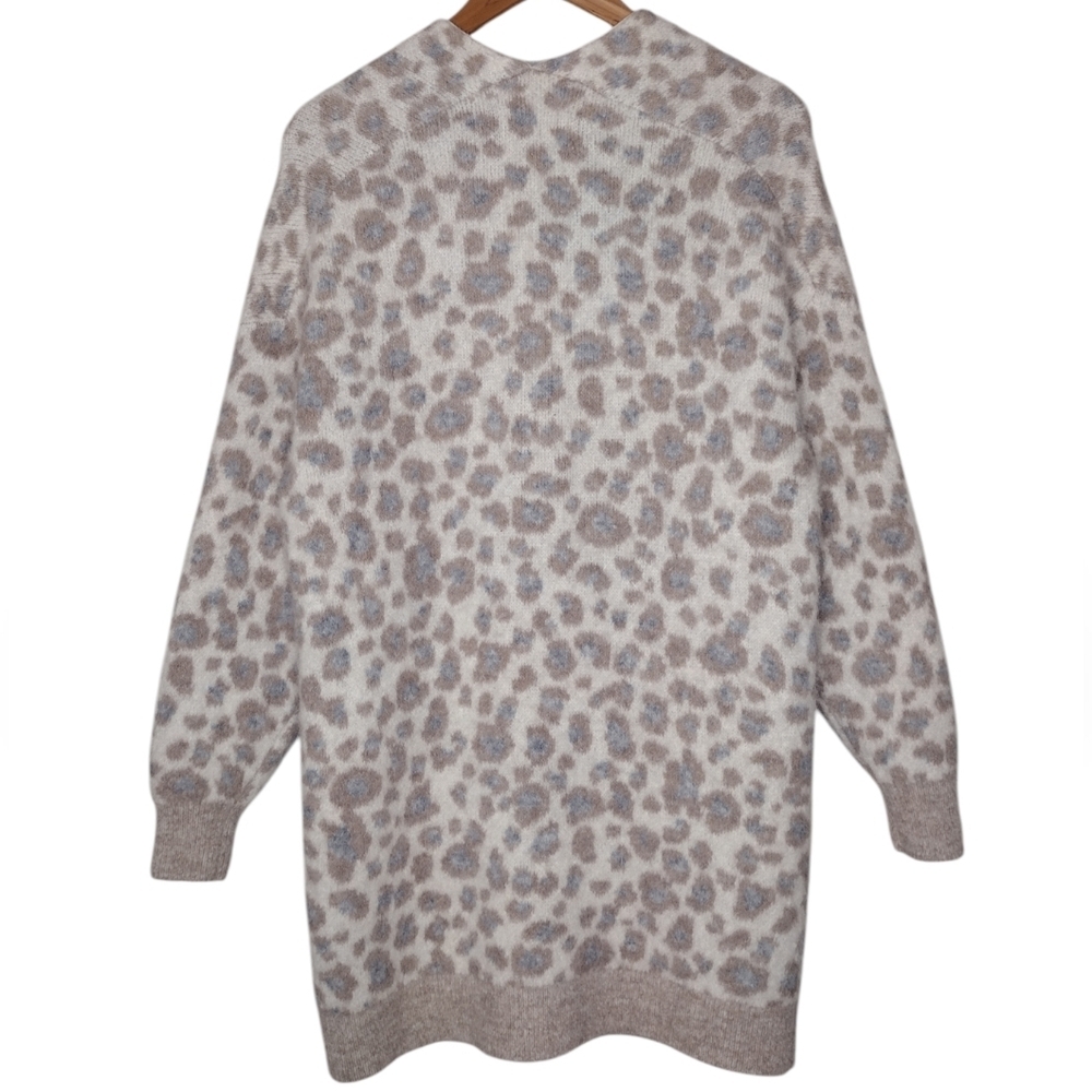 UGG RTW Alpaca Wool Blend Leopard Print Gray Cream Cardigan Sz M - Picture 2 of 13